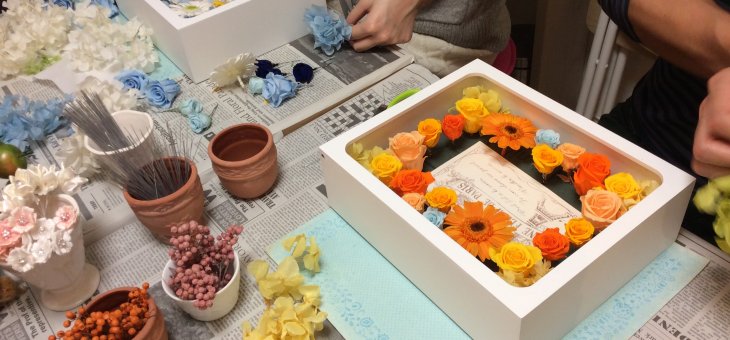 可愛いを作る技術を学べる！東京のお花の教室 花学校