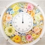 お花の習い事！淡い色調で素敵な時計を作られました