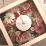 ご友人と一緒に花作り！可愛い花時計ができました
